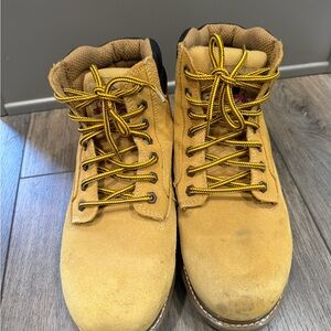 Brahma Men's Work-Style Suede Boots in Wheat Size 10.5